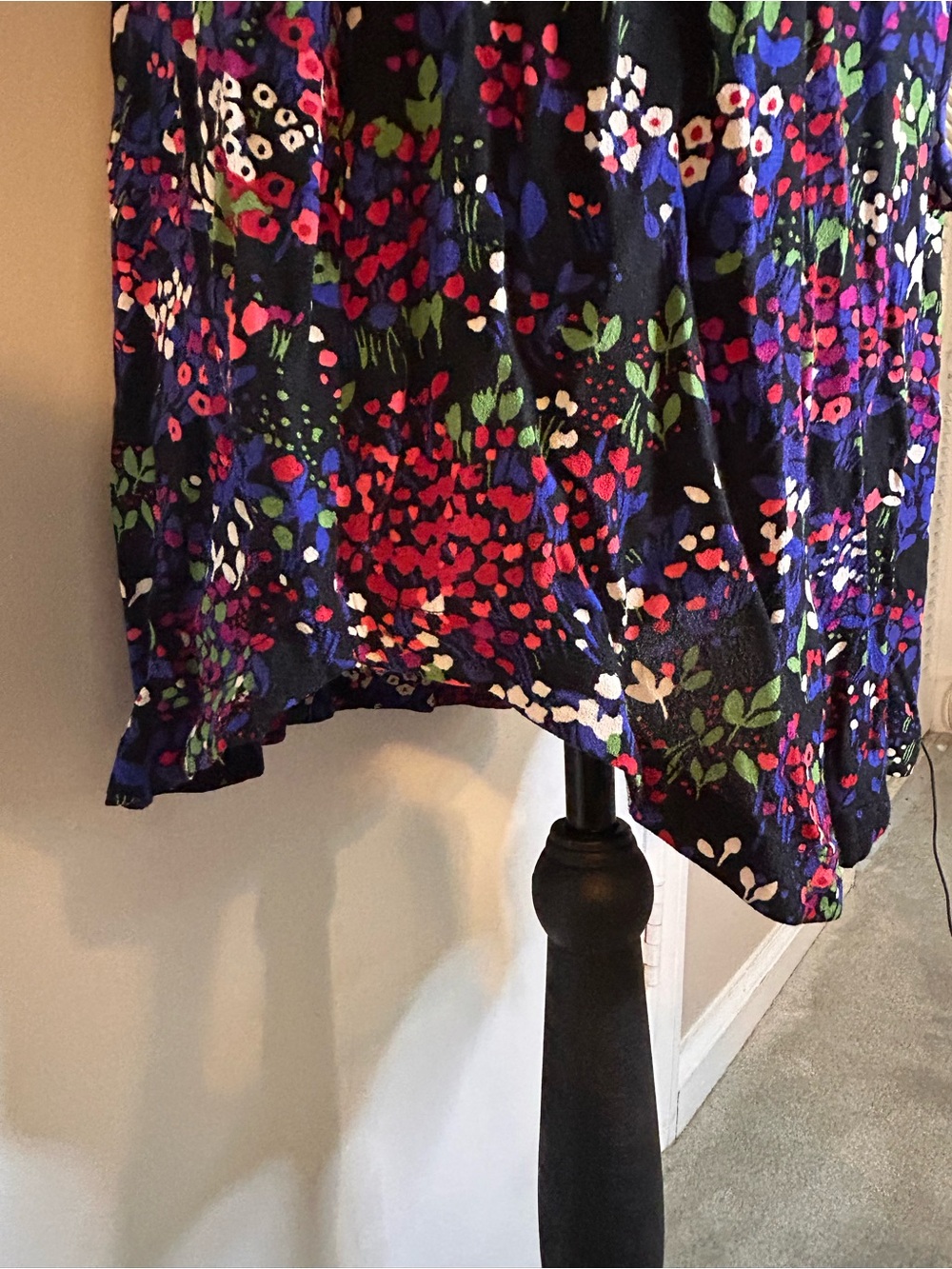 CONVERSATIONS BY ANTHROPOLOGIE 35 of 52 FLORAL MIDI DRESS SIZE 8 - Picture 6 of 10